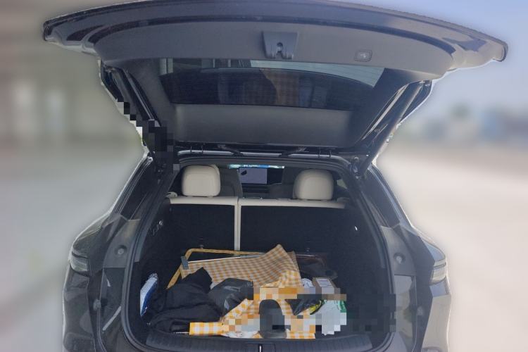 Used Li Auto i6 2025 Model Two-Wheel-Drive Standard Type Trunk