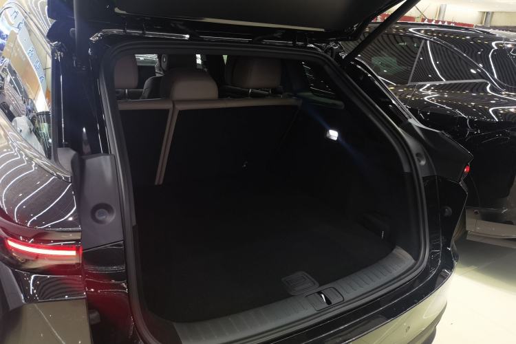 Used Li Auto i6 2025 Model Two-Wheel-Drive Standard Type Trunk