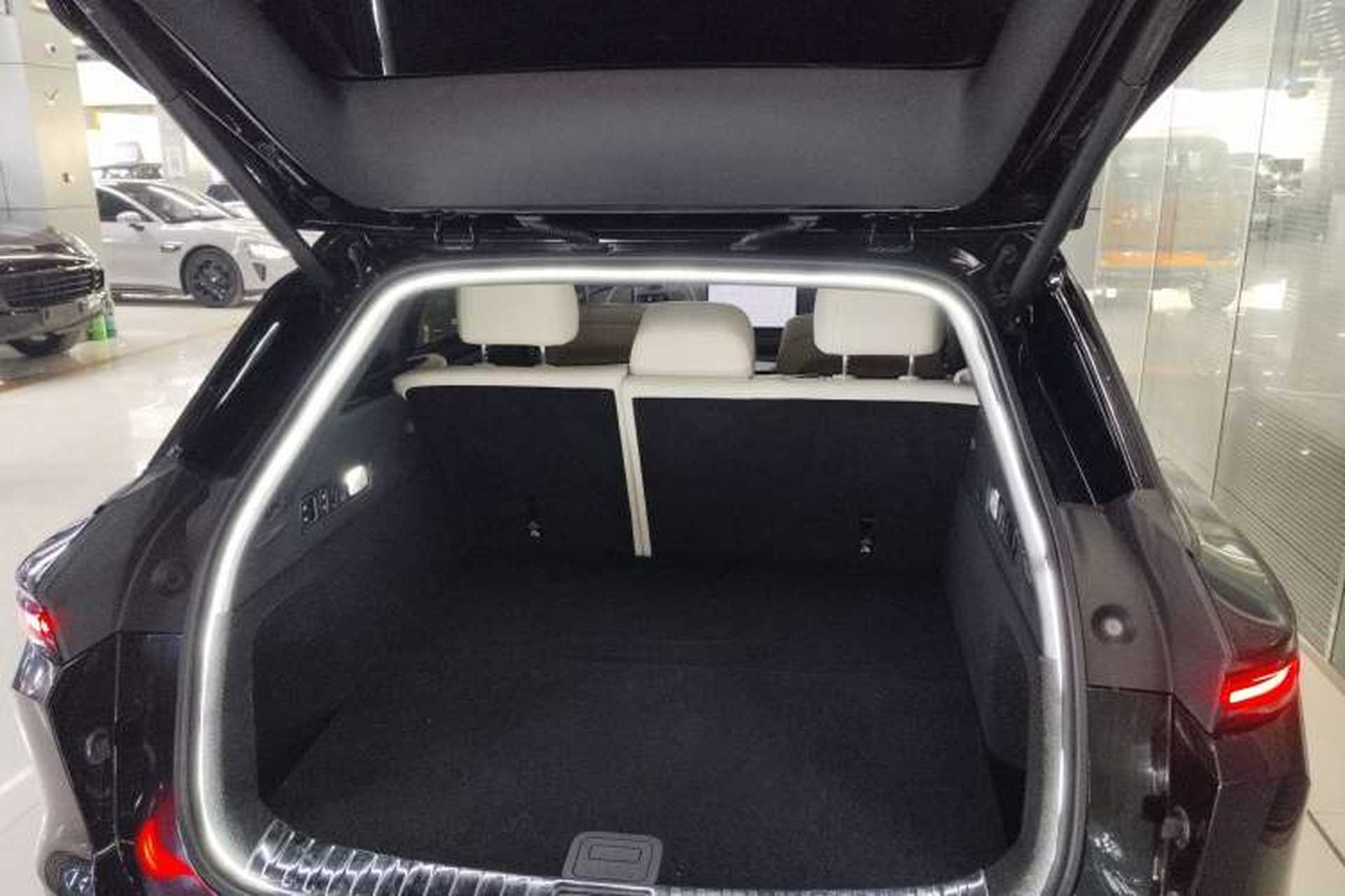 Used Li Auto i6 2025 Model Two-Wheel-Drive Standard Type Trunk