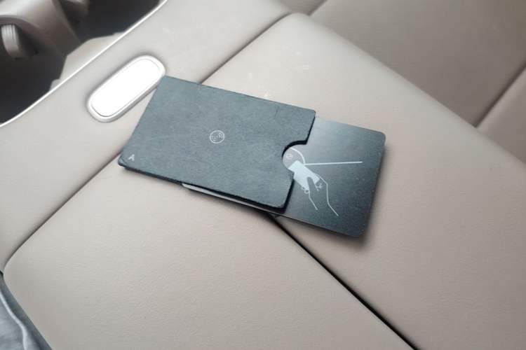Used Li Auto i6 2025 Model Two-Wheel-Drive Standard Type Vehicle Key