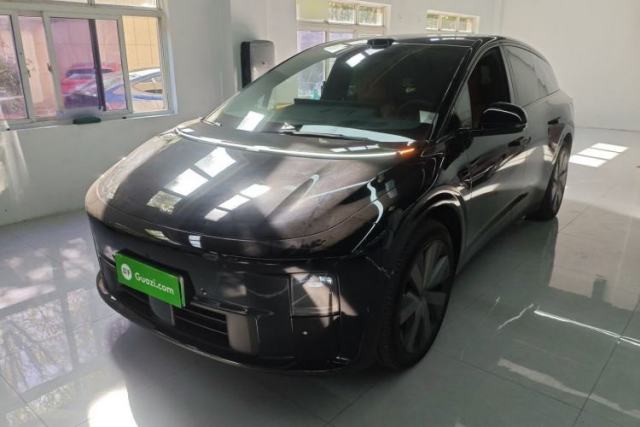 Used Li Auto i6 2025 Model Four-Wheel-Drive Standard Type