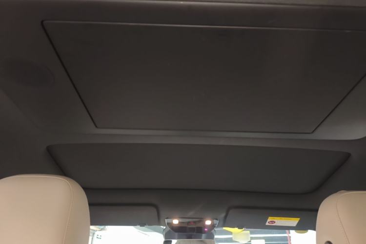 Used Li Auto i6 2025 Model Four-Wheel-Drive Standard Type Headliner