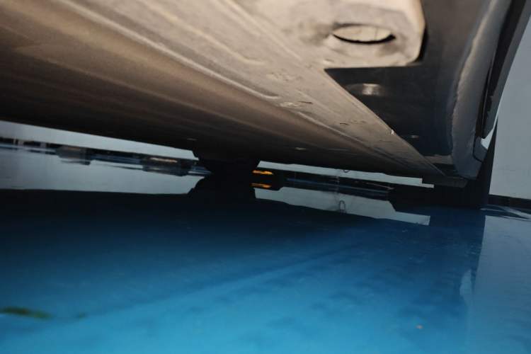 Used Li Auto i6 2025 Model Two-Wheel-Drive Standard Type Chassis Front Left