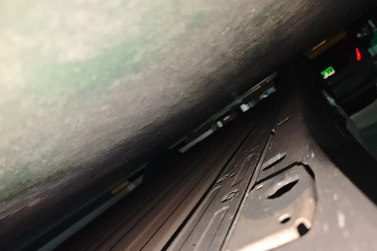 Used Li Auto i6 2025 Model Two-Wheel-Drive Standard Type Chassis Front Right