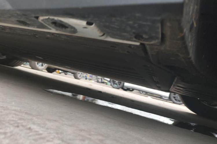 Used Li Auto i6 2025 Model Two-Wheel-Drive Standard Type Chassis Front Right
