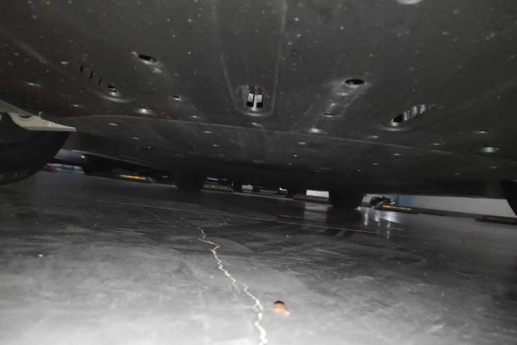 Used Li Auto i6 2025 Model Two-Wheel-Drive Standard Type Chassis Front