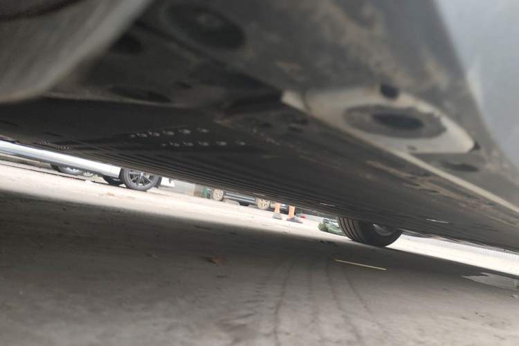 Used Li Auto i6 2025 Model Two-Wheel-Drive Standard Type Chassis Rear Right