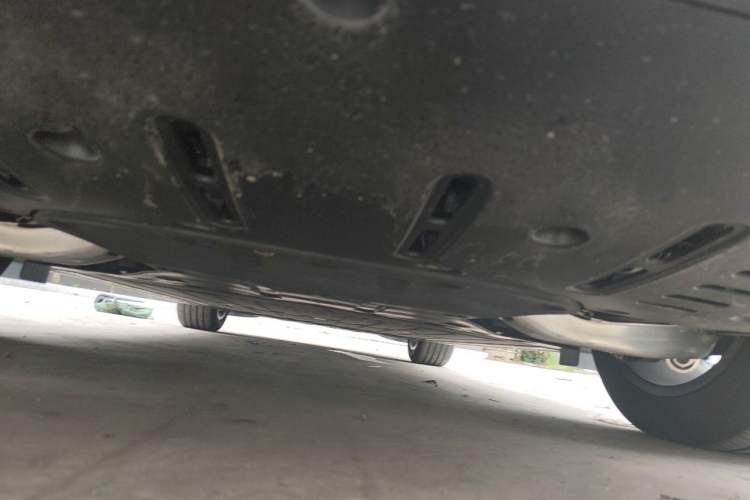 Used Li Auto i6 2025 Model Two-Wheel-Drive Standard Type Chassis Rear