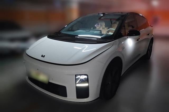Used Li Auto i6 2025 Model Two-Wheel-Drive Standard Type
