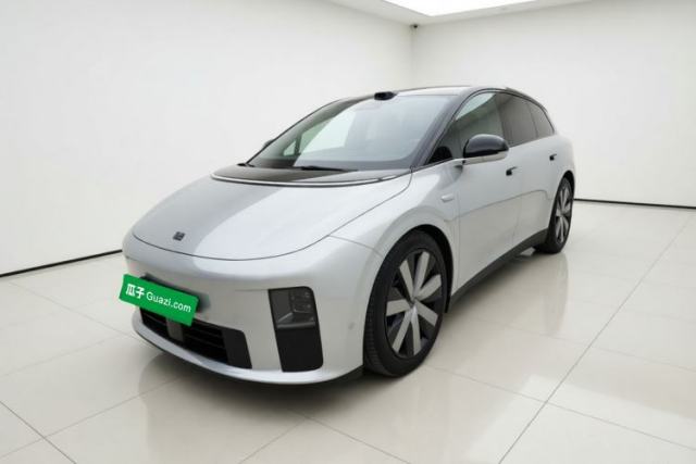 Used Li Auto i6 2025 Model Four-Wheel-Drive Standard Type
