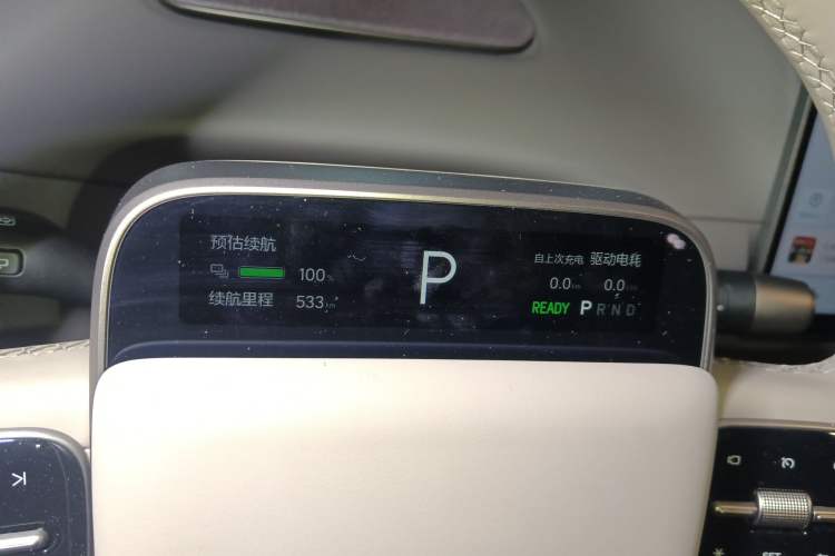 Used Li Auto i6 2025 Model Two-Wheel-Drive Standard Type Instrument Cluster