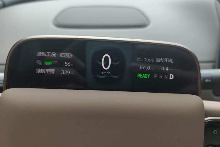 Used Li Auto i6 2025 Model Two-Wheel-Drive Standard Type Instrument Cluster