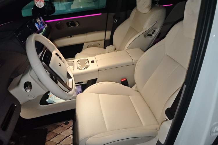 Used Li Auto i6 2025 Model Two-Wheel-Drive Standard Type Left Front Seat