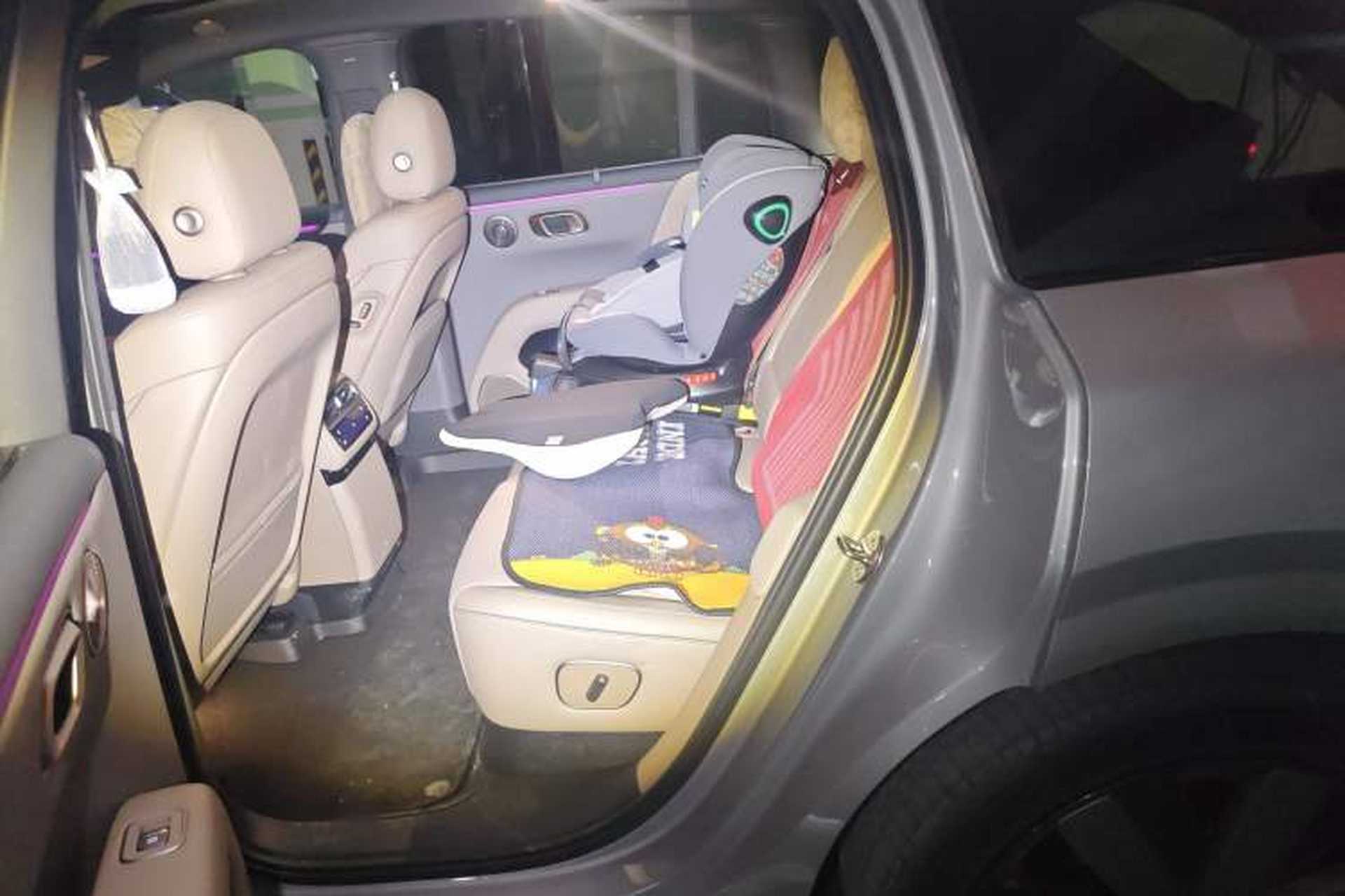 Used Li Auto i6 2025 Model Four-Wheel-Drive Standard Type Left Rear Seat