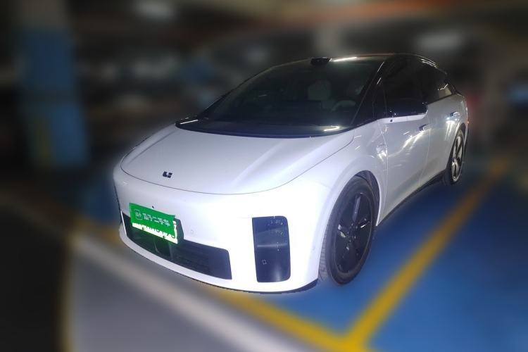 Used Li Auto i6 2025 Model Two-Wheel-Drive Standard Type Guazi used car, China used car export, Used car for sale, Used cars, Cheapest cars for sale