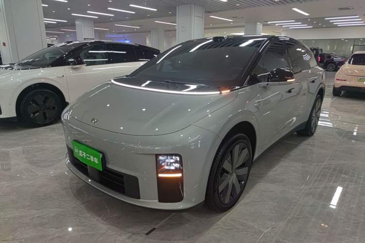 Used Li Auto i6 2025 Model Two-Wheel-Drive Standard Type Guazi used car, China used car export, Used car for sale, Used  cars, Cheapest cars for sale