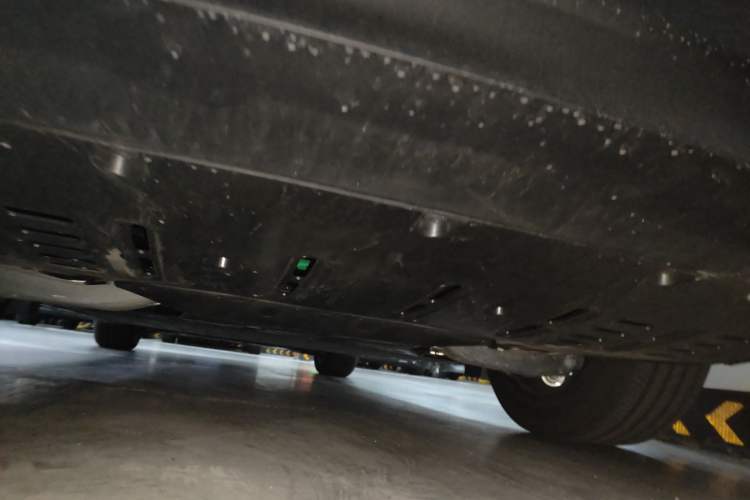 Used Li Auto i6 2025 Model Two-Wheel-Drive Standard Type Chassis Rear