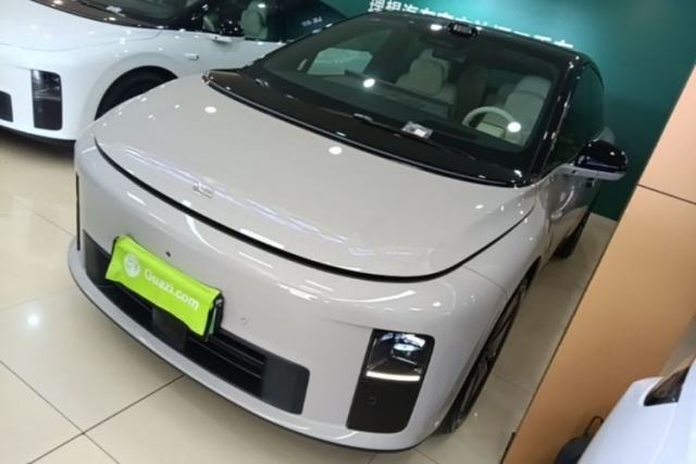 Used Li Auto i6 2025 Model Two-Wheel-Drive Standard Type