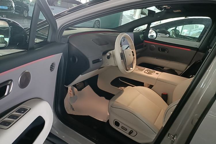 Used Li Auto i6 2025 Model Two-Wheel-Drive Standard Type Driver Seat