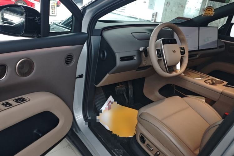 Used Li Auto i6 2025 Model Two-Wheel-Drive Standard Type Driver Seat