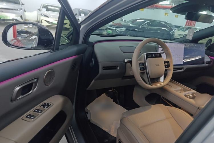 Used Li Auto i6 2025 Model Two-Wheel-Drive Standard Type Driver Seat