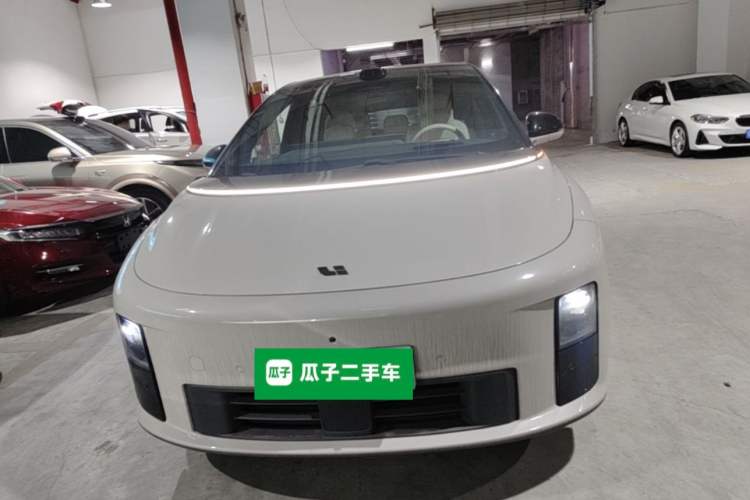 Used Li Auto i6 2025 Model Two-Wheel-Drive Standard Type Front