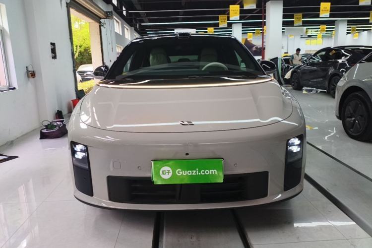 Used Li Auto i6 2025 Model Two-Wheel-Drive Standard Type Front