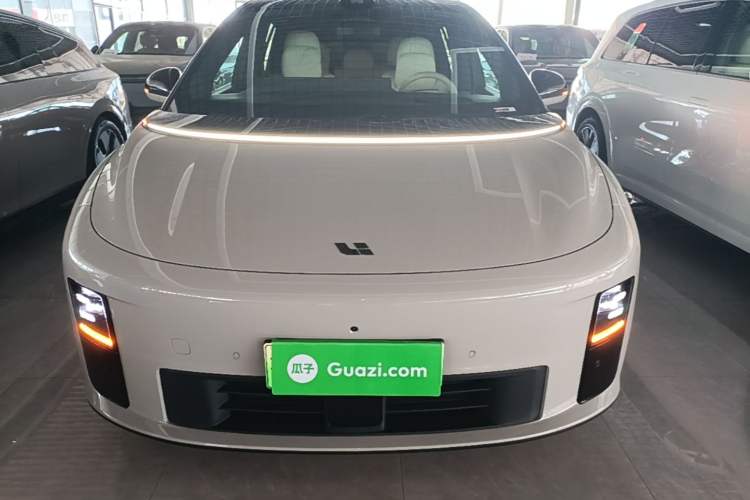 Used Li Auto i6 2025 Model Two-Wheel-Drive Standard Type Front