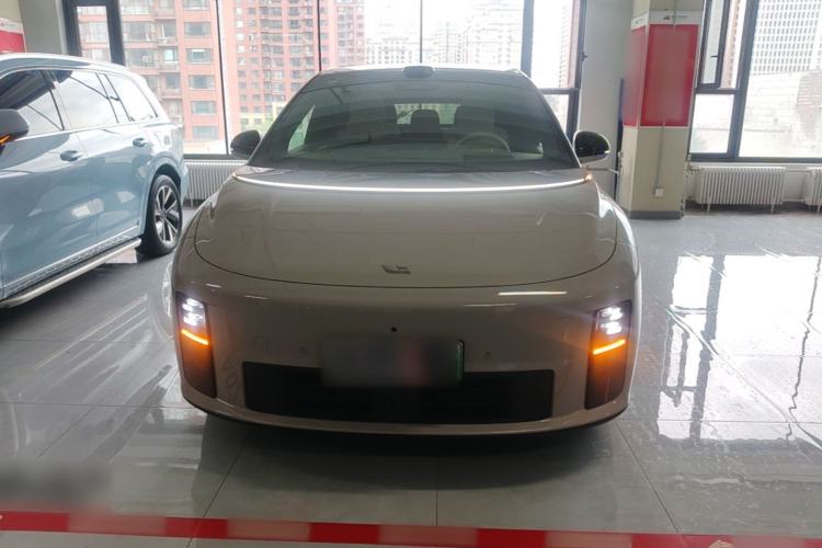 Used Li Auto i6 2025 Model Two-Wheel-Drive Standard Type Front