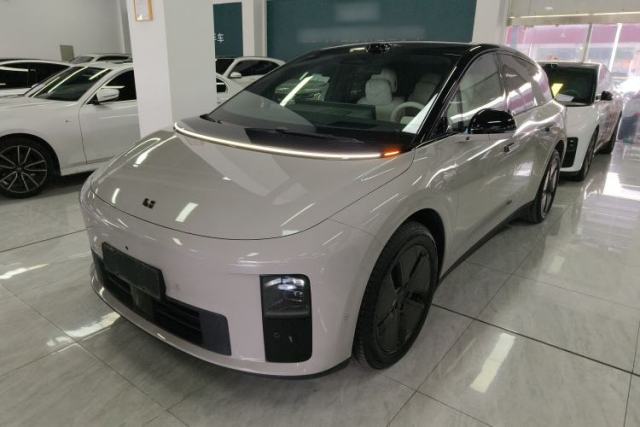 Used Li Auto i6 2025 Model Two-Wheel-Drive Standard Type