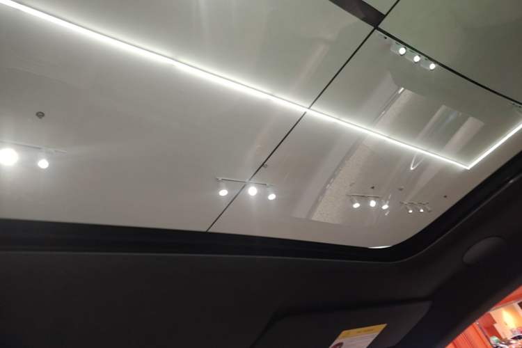 Used Li Auto i6 2025 Model Two-Wheel-Drive Standard Type Headliner