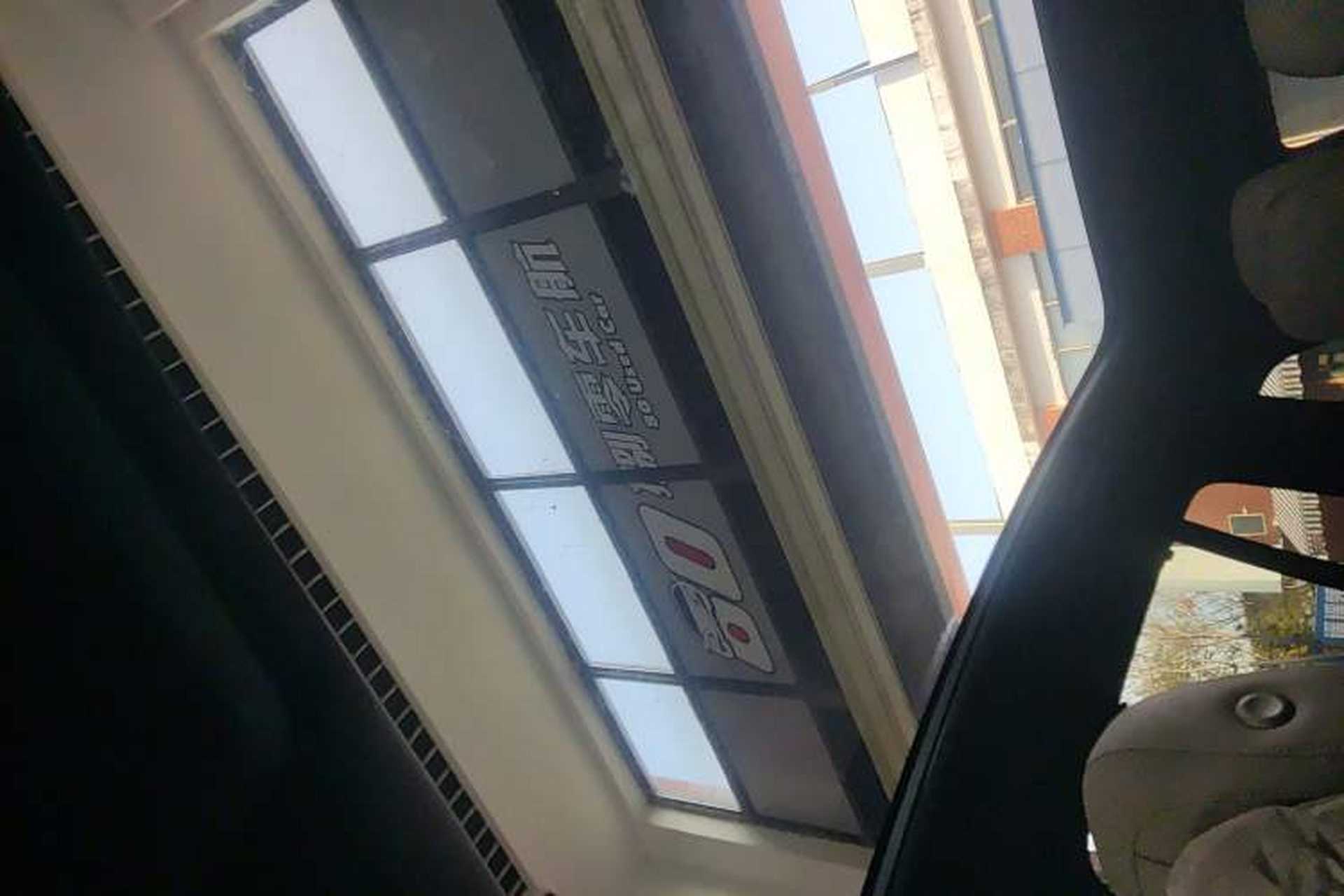 Used Li Auto i6 2025 Model Four-Wheel-Drive Standard Type Headliner