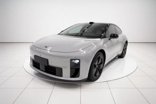 Used Li Auto i6 2025 Model Two-Wheel-Drive Standard Type