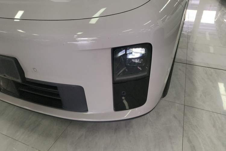 Used Li Auto i6 2025 Model Two-Wheel-Drive Standard Type Left Front Headlight