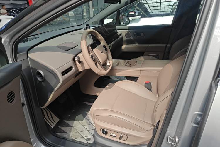 Used Li Auto i6 2025 Model Four-Wheel-Drive Standard Type Left Front Seat