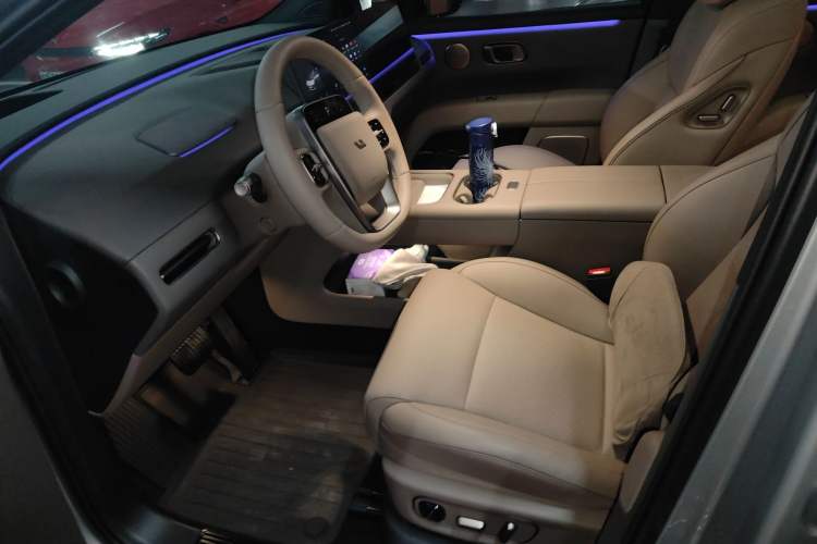 Used Li Auto i6 2025 Model Two-Wheel-Drive Standard Type Left Front Seat