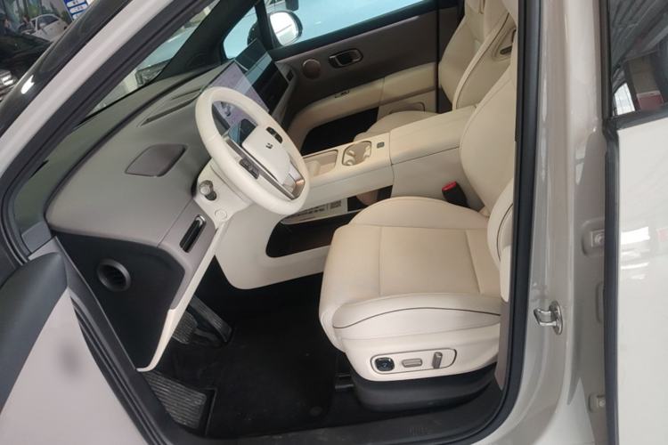 Used Li Auto i6 2025 Model Two-Wheel-Drive Standard Type Left Front Seat