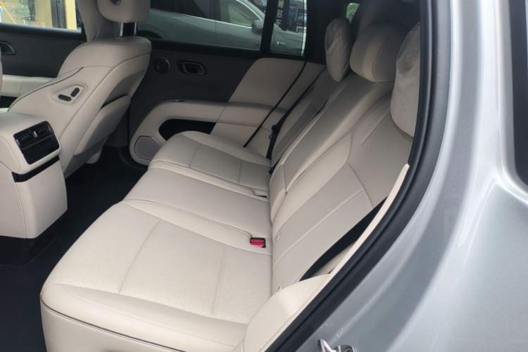 Used Li Auto i6 2025 Model Four-Wheel-Drive Standard Type Left Rear Seat