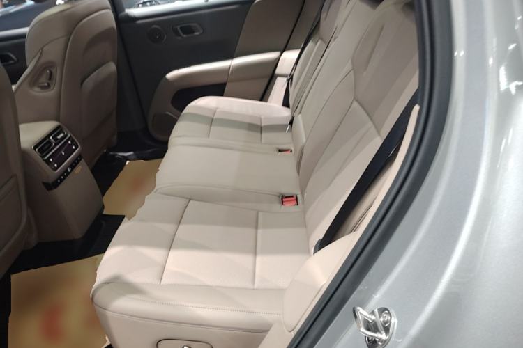 Used Li Auto i6 2025 Model Two-Wheel-Drive Standard Type Left Rear Seat