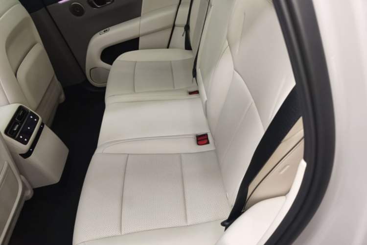 Used Li Auto i6 2025 Model Two-Wheel-Drive Standard Type Left Rear Seat