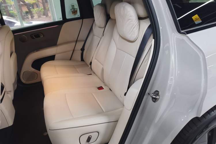 Used Li Auto i6 2025 Model Two-Wheel-Drive Standard Type Left Rear Seat