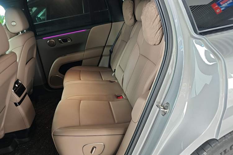 Used Li Auto i6 2025 Model Two-Wheel-Drive Standard Type Left Rear Seat