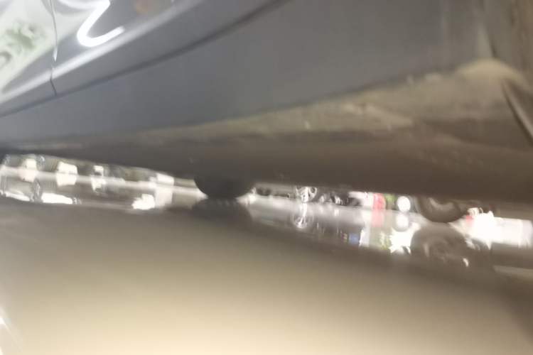 Used Li Auto i6 2025 Model Two-Wheel-Drive Standard Type Left Side Sill