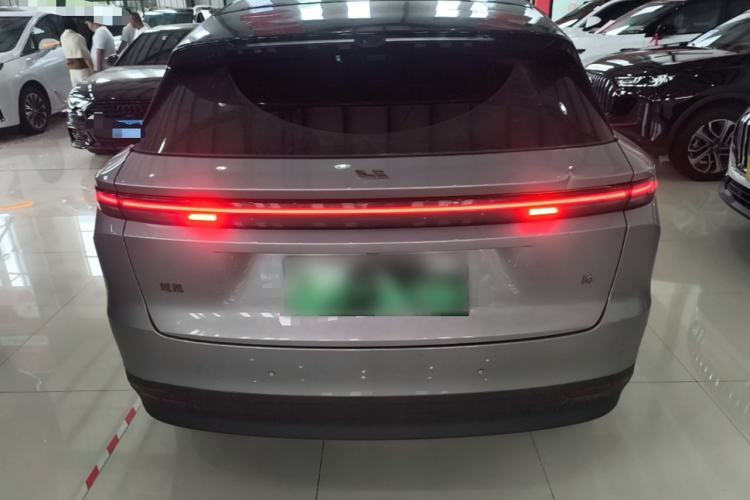 Used Li Auto i6 2025 Model Two-Wheel-Drive Standard Type Rear