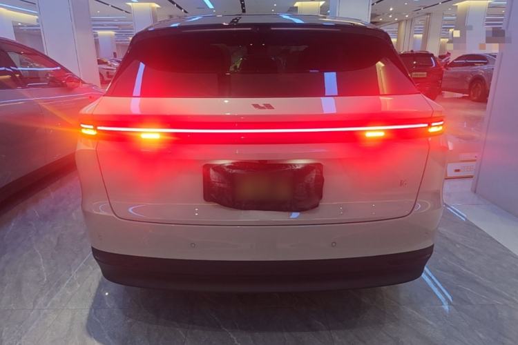 Used Li Auto i6 2025 Model Two-Wheel-Drive Standard Type Rear