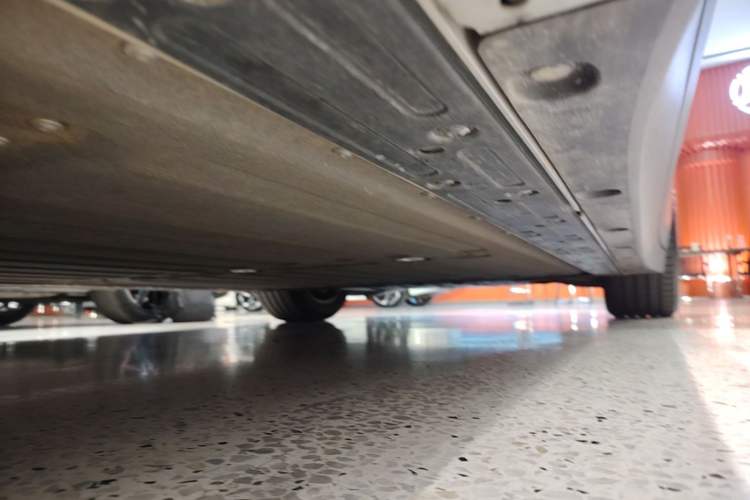 Used Li Auto i6 2025 Model Two-Wheel-Drive Standard Type Right Side Sill