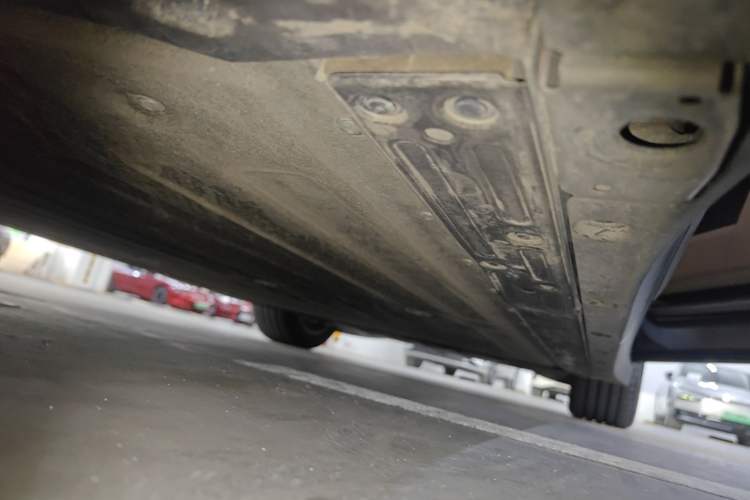 Used Li Auto i6 2025 Model Two-Wheel-Drive Standard Type Right Side Sill