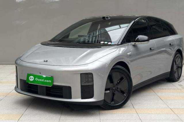 Used Li Auto i6 2025 Model Two-Wheel-Drive Standard Type