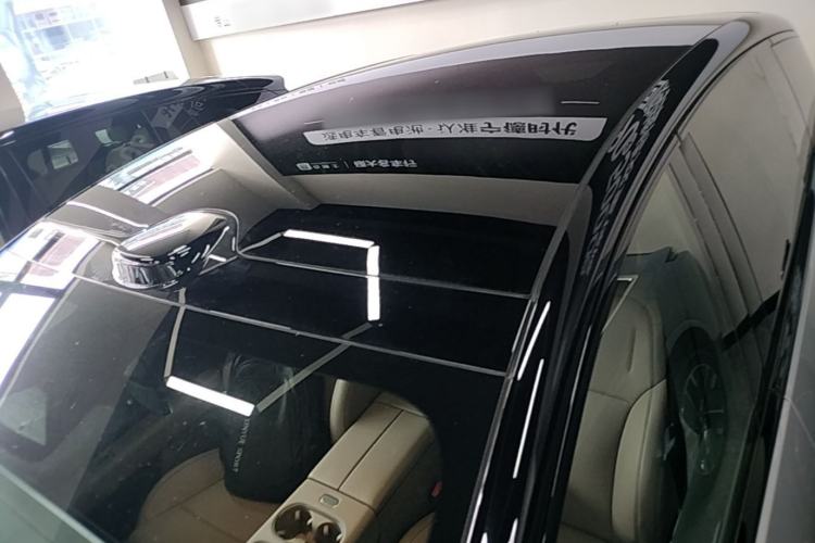 Used Li Auto i6 2025 Model Two-Wheel-Drive Standard Type Roof