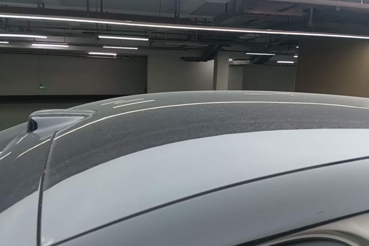 Used Li Auto i6 2025 Model Four-Wheel-Drive Standard Type Roof